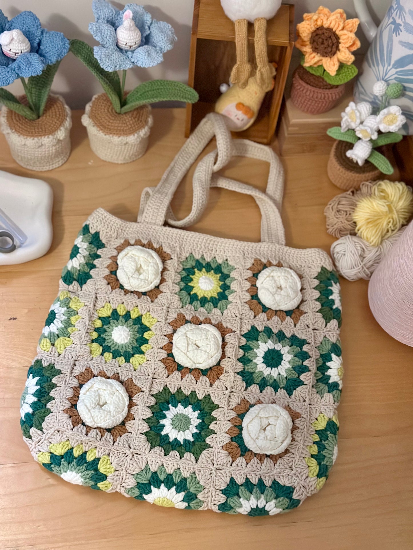 Handmade Camellia Crochet Shoulder Bag