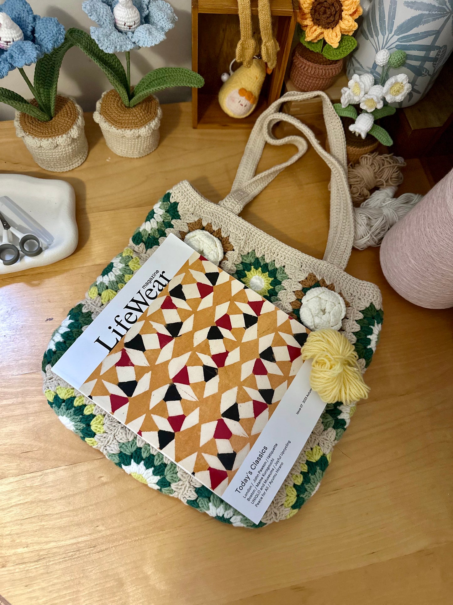 Handmade Camellia Crochet Shoulder Bag